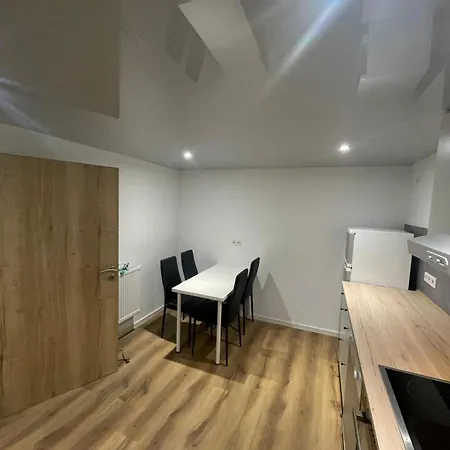 Проживание в семье Durchreisezimmer Monteurzimmer Лофельден
