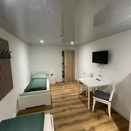 Durchreisezimmer Monteurzimmer *