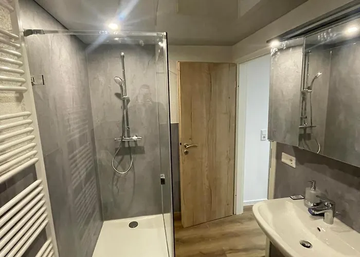 Durchreisezimmer Monteurzimmer Quarto em Acomodações Particulares Lohfelden